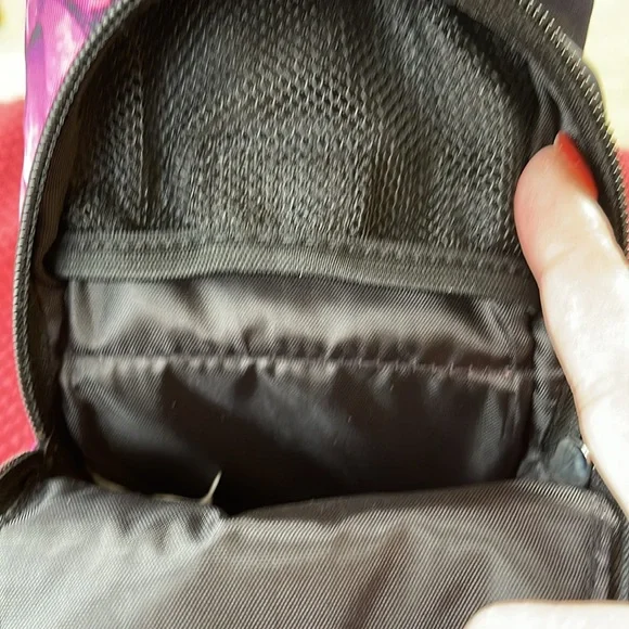 Cosmetics brush bag. Never used. Zippered closure . - Picture 3 of 5